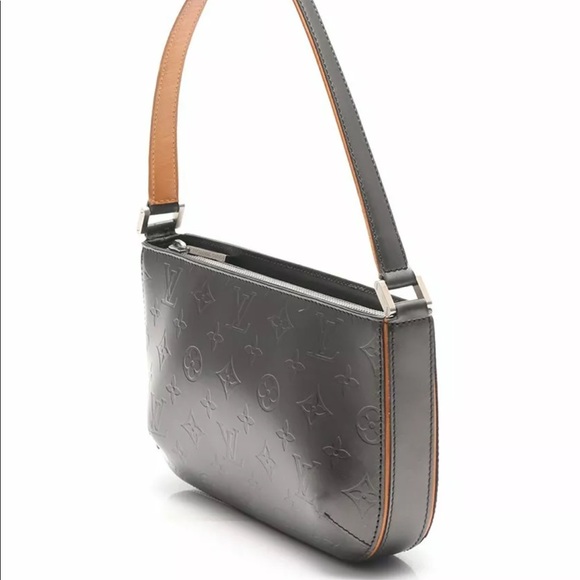 LOUIS VUITTON Fowler Monogram mat handbag - Picture 5 of 8